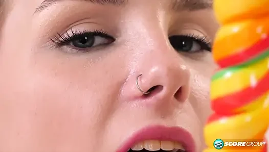 Cute Blonde Natalie Knight Introduces You to Her Sugar Slit