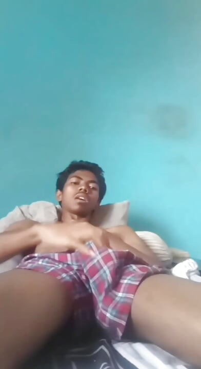 Jerk Off after call my classmate!
