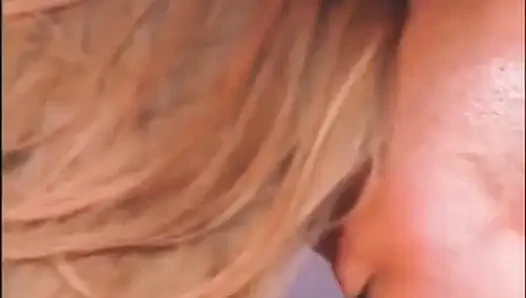 Anal hitam dan putih ditembus ... Muncrat di memek