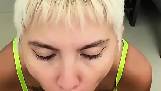 Meine kleine betsy, orale creampie-zusammenstellung 3 - abspritzen in den mund, sperma schlucken und essen