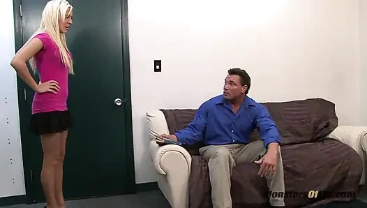 Bikin kontol besar pacar ibu crot banyak banget