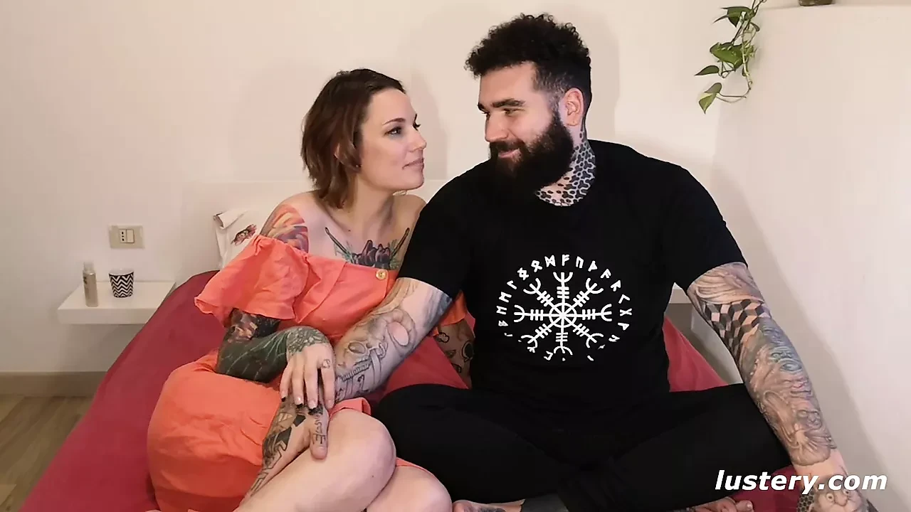 Lustery Submission #528: Silvia & Desmond - Come and Si