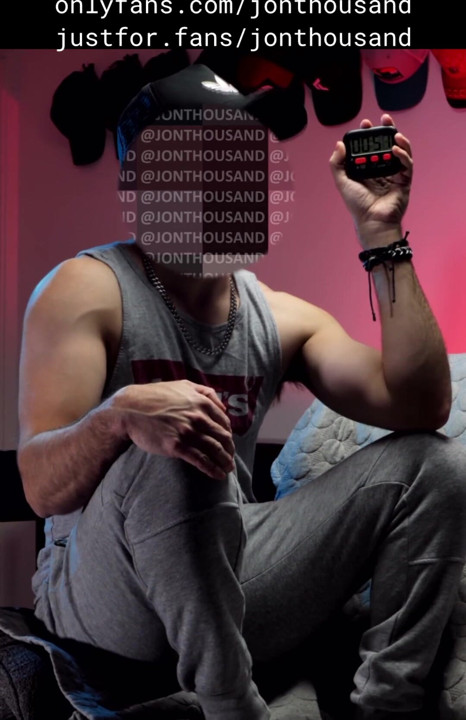 Str8 mate challenged me to cum in under 60 secs!