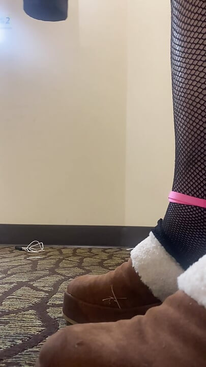 cd slut playing in hotel stairway