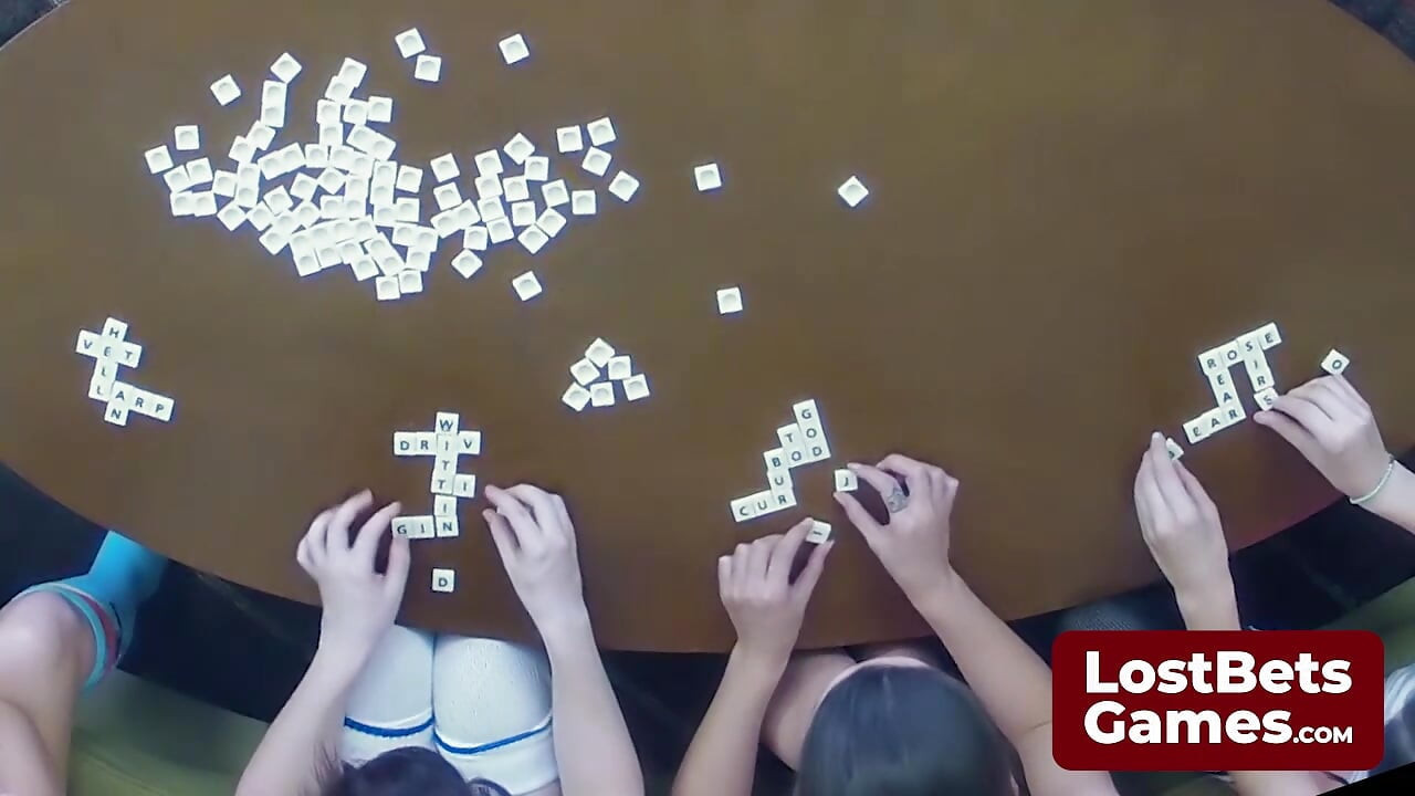 Two clever Strip Profanagrams winners dominate the game