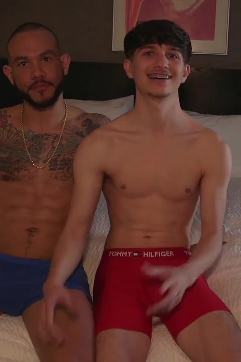 Monster Cock Fucks White Twink Bareback Anal Uncut Twinks