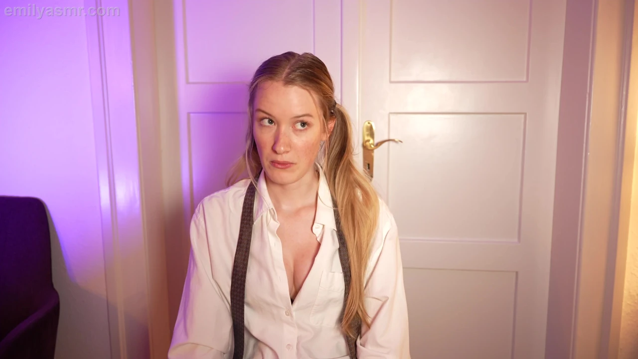 Asosyal üniversiteli kız seni okul otobüsünde istiyor - asmr rol oyunu