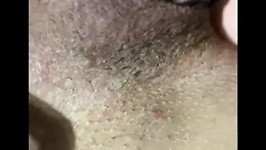 Bardan ayarladığım kızın ağzına verip dildoyla siktim