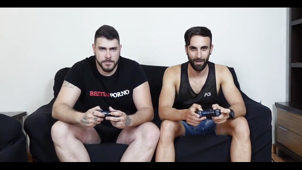 ممارسة ألعاب الفيديو
