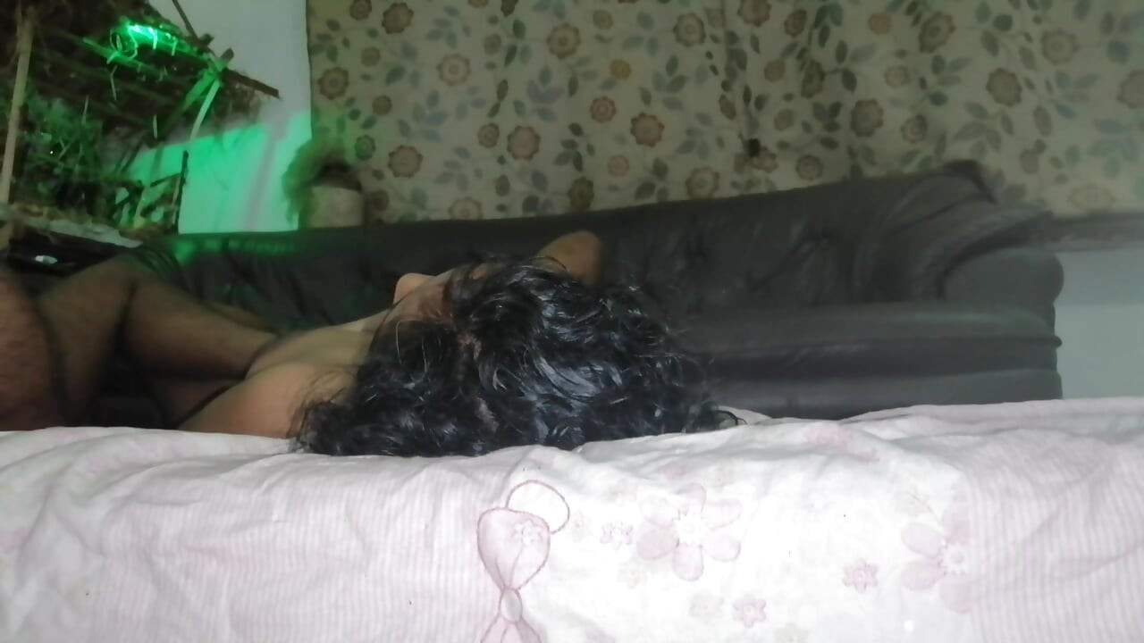 Desi Stepmother Wants to Share Her Vergina with Her Stepson