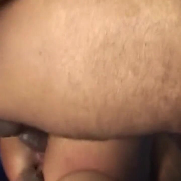 Mature MILF Spreads Wide for Deep Hardcore Pounding