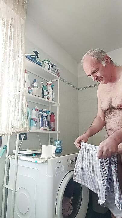 A Cumshot in the Bathroom Before Going Out