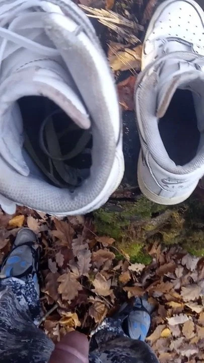 Piss in Nike AF1 Sneaks