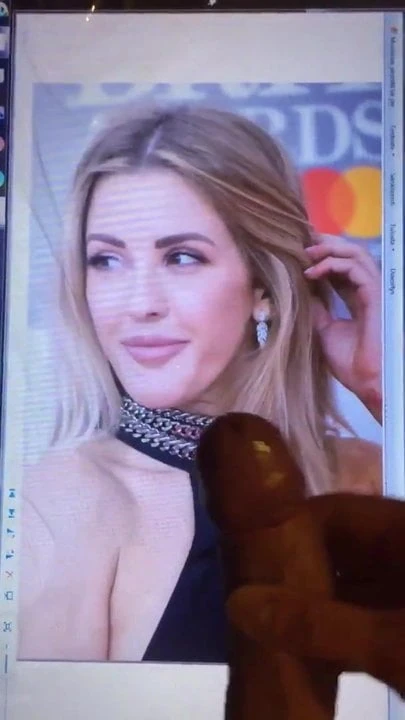 Ellie Goulding semen homenaje 8