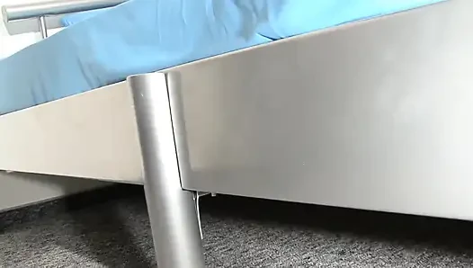 Kıllı iri güzel amcıklı azgın olgunla gerçek Alman amatör azgın bir yarakla ağzına alıyor