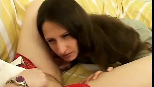 Two naughty college chicks love how each others pussy tastes