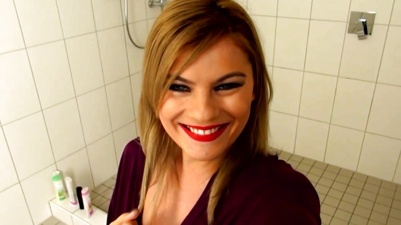 Cock Horny Blonde with Big Natural Tits Gets Cum in Her Mouth