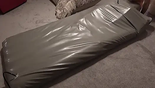 Vacbed Session 22 - Becoming inconspicuous
