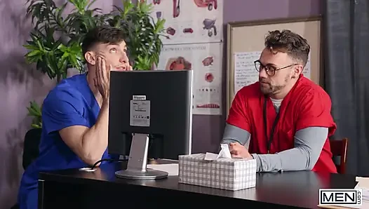 Erkekler - Michael Jackman Kaleb Stryker'a lezzetli bir şekilde pisleşen iyileştirici bir dokunuş veriyor