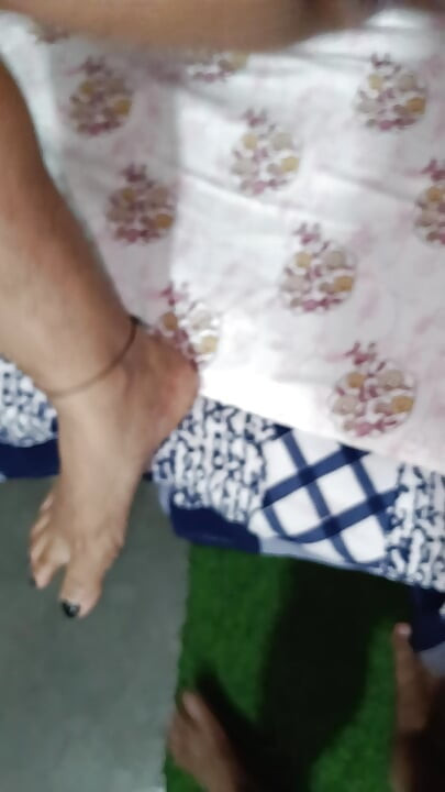 Koi ajao chod ne keliye me akeli hu