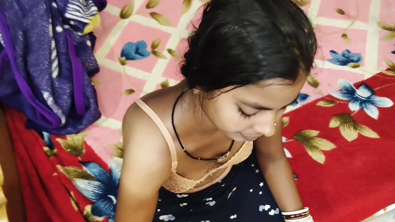 Bardzo urocza sypialnia bhabhi devar ka chudai w desi village