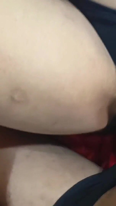 คาวเกิร์ลท้องถิ่นสุดฮอต Desi สวมกระโปรงสั้นและโดนเย็ดจัดหนักในท่าหมา | คลิป 1