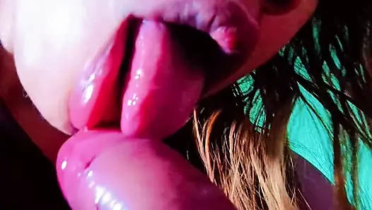 Blowjob barbychocolat brauchen heiße, leckere bananen, milch und eier sehr süß und nass, giv itall baby!!