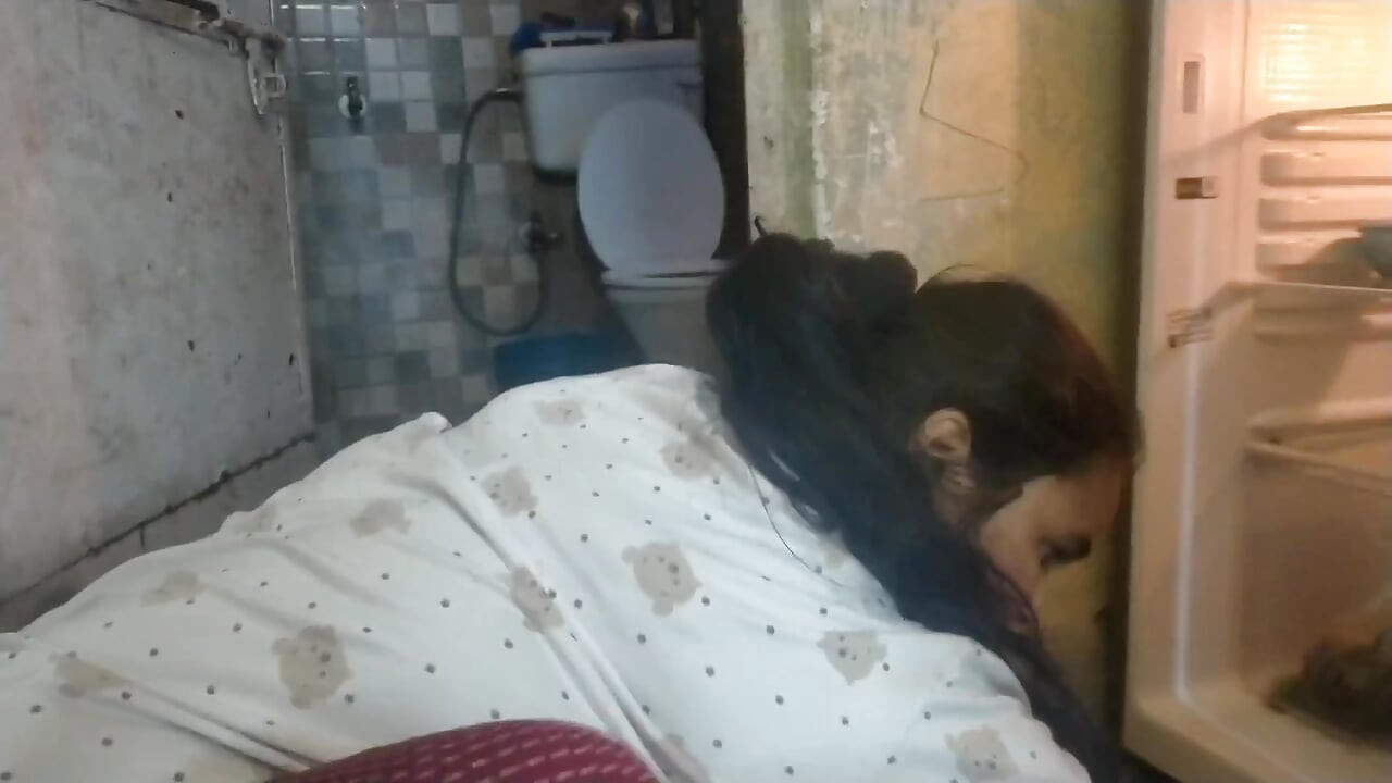 Horny Stepmom Shares Bed with Step Son & Rides His Cock Till Creampie