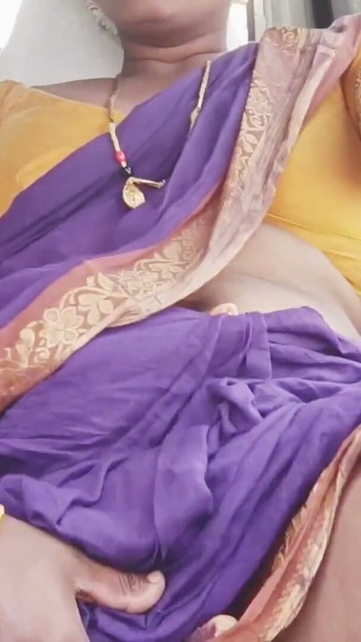 Beautiful Telugu Maid car sex, telugu dirty talks..crezy momos... | Clip 3
