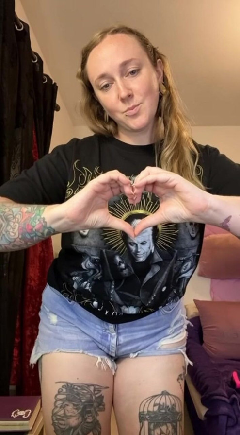 kissica video