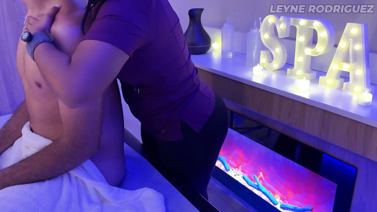 Premium Custom Encounter Curvy Latina's Ultimate Session for American Client