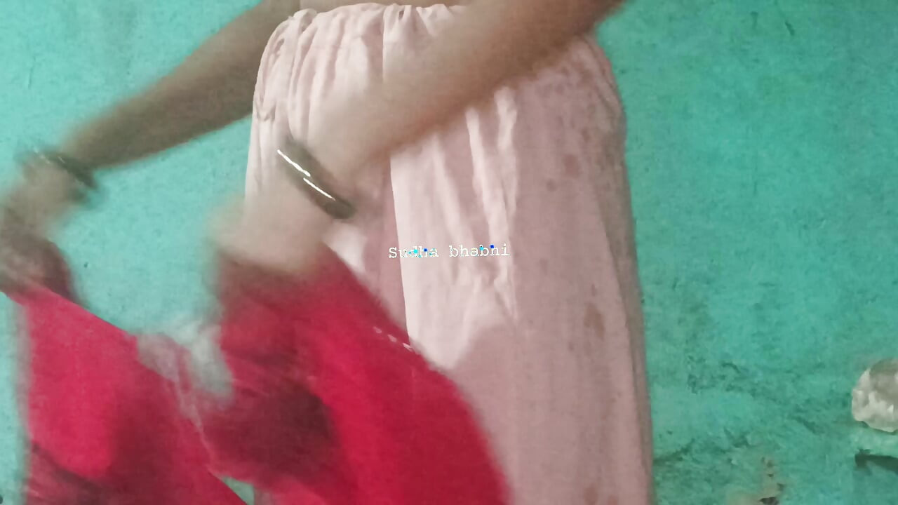 Sudha bhabhi ne saree wearing sudha bhabhi ne saare undressed kar rakh de.