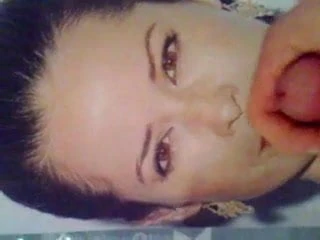 Cumming over Holly Marie Combs