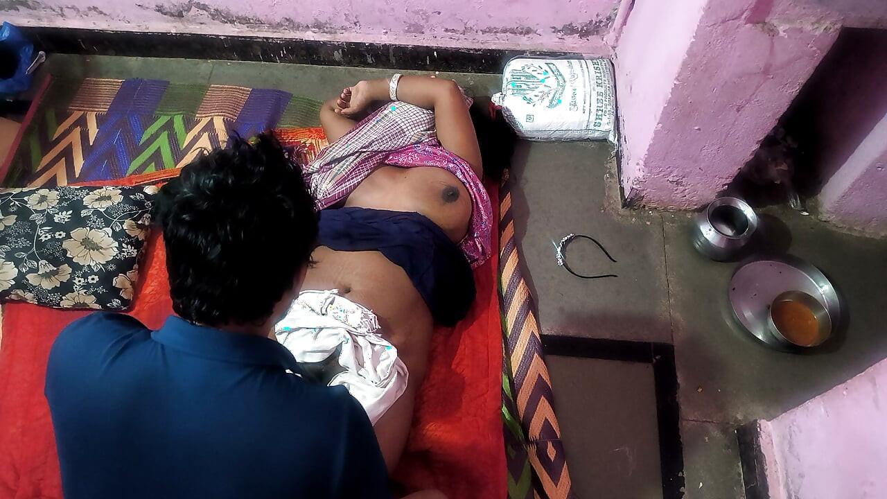 Viral sexy video of a Bangladeshi maternal uncle in law and niece in law