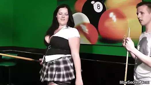 He cheats with bbw in fishnets on the pool table