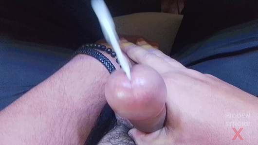 POWERFUL CUMSHOT STREAM CLOSE UP STROKE
