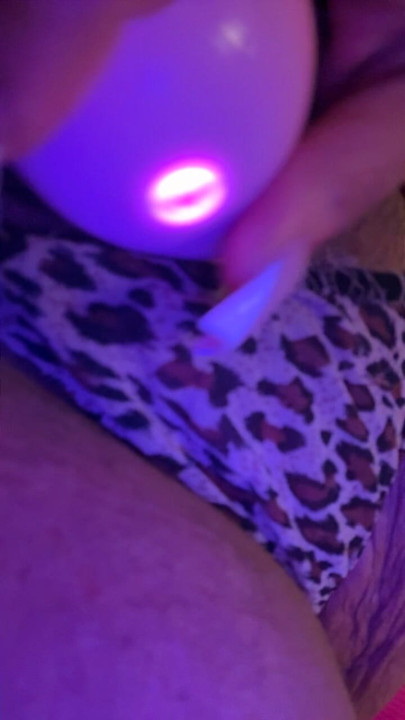 Come lick me and suck me