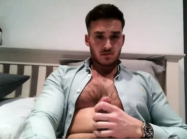 Prachtige str8 man komt klaar op cam #5