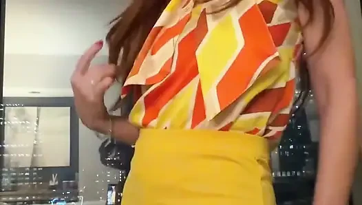 Kızıl saçlı groovy kız