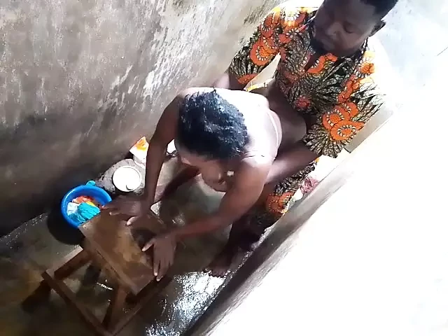 sex scandal: young Indian man fucks his step mother in the shower