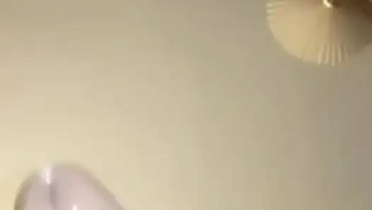 Polnische sSBBW unten abspritzen tief anal auf muschi geritten