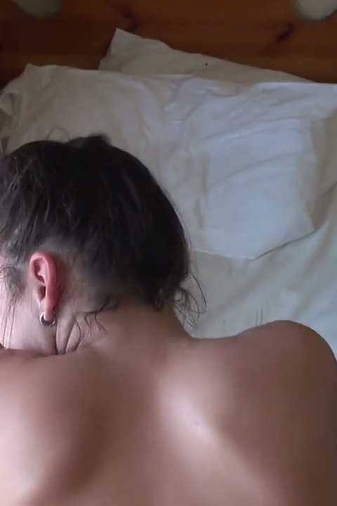 Morning fuck with cute girl is the best way to start a day