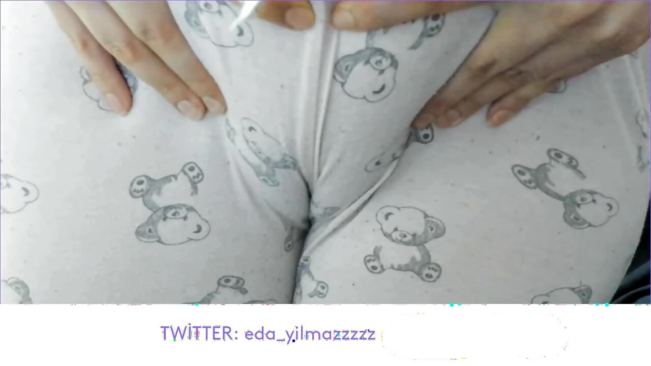 CAMELTOE- PAJAMA- SWOLLEN PUSSY