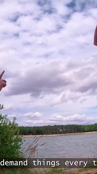HUNT4K. Dostrzegł parę na plaży nudystów i dołączył do nich | Klip 2