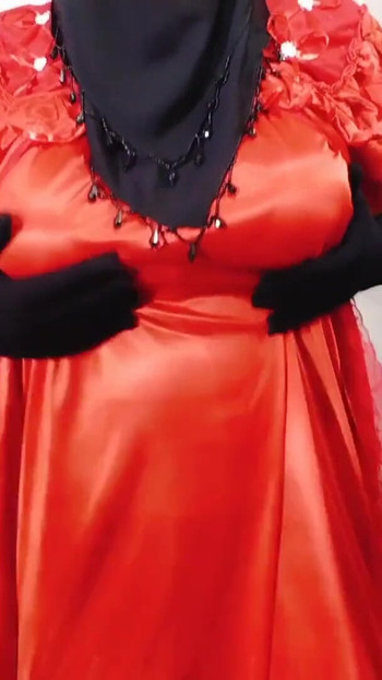 Memorable moment from "Bangladeshi beautiful hot housewife having sex and dancing inside the room"