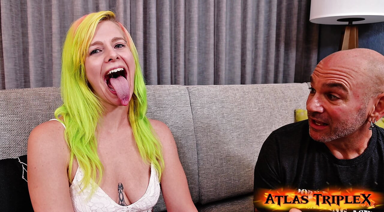 Casting Couch 5 - La nouvelle salope Kesha Looking se fait baiser