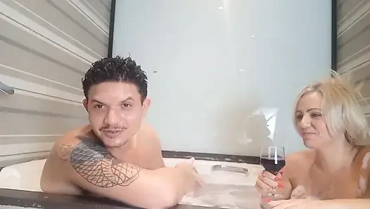Bathtub with inês Ventura