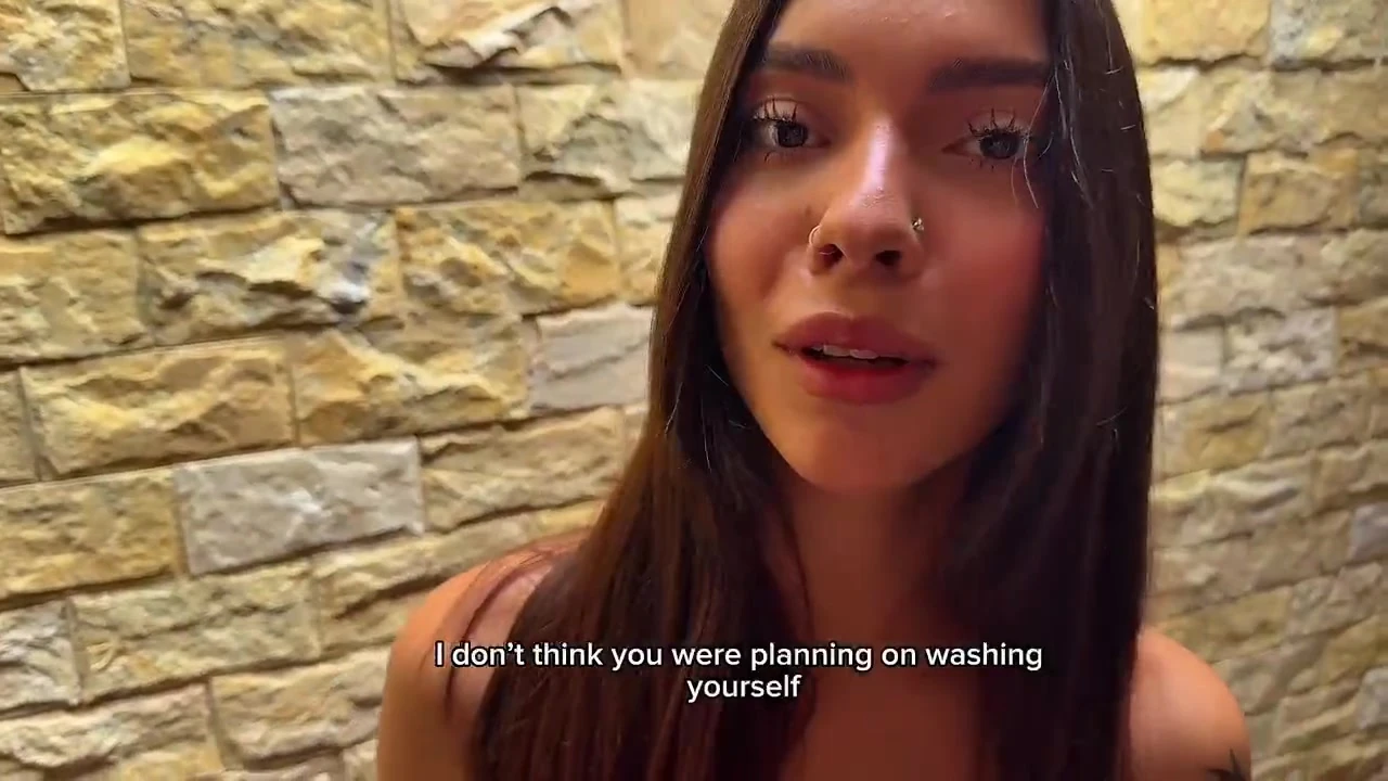 Tatile Geldim Ve Ilk Gün Bir Komşuyla Takıldım
