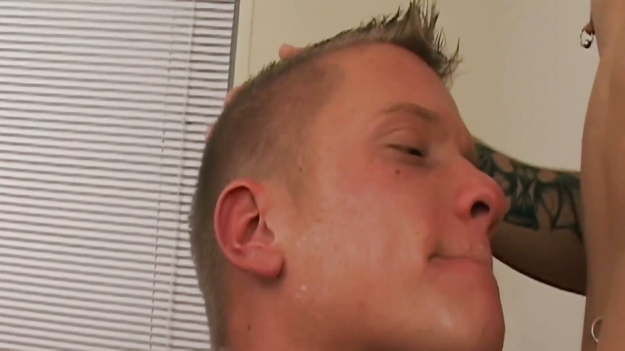 Tattooed Jocks Spit Fuck and Swap Loads