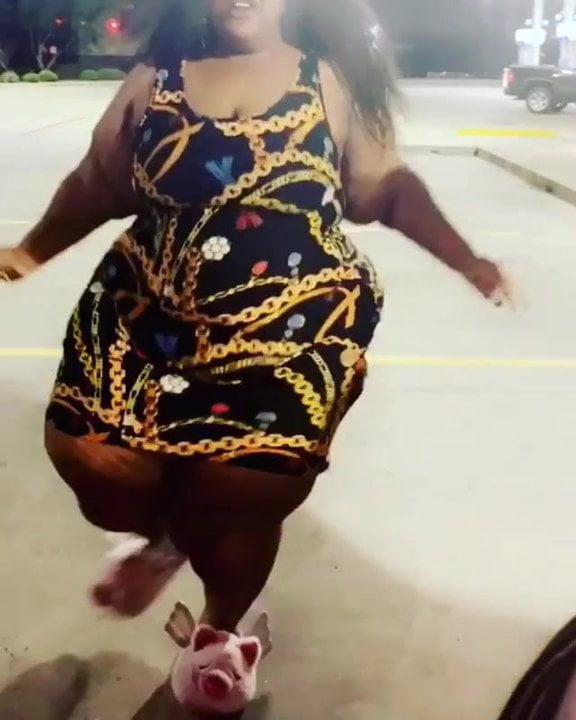 Ssbbw Dancing